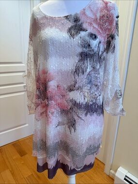 Nina Murati Gorgeous Crochet Tunic Pink & White with sparkle . Made in Italy
